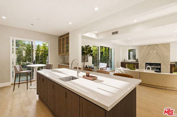 4423 Noble Ave, Sherman Oaks, CA 91403, photo 10
