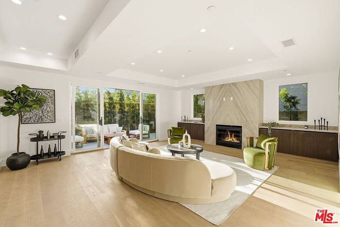 4423 Noble Ave, Sherman Oaks, CA 91403, photo 17