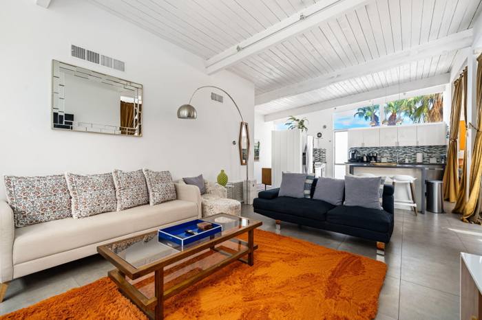 2875 E Wyman Dr, Palm Springs, CA 92262, photo 9